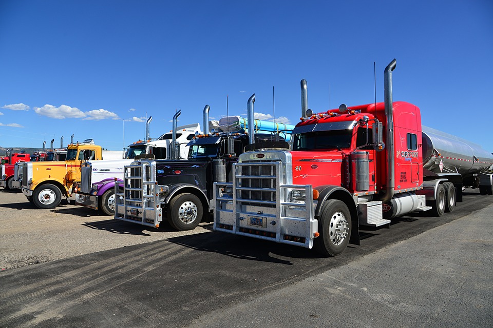 Feds Propose New Trucking Regulations