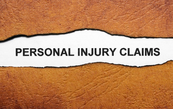 Is It Better to Settle My Personal Injury Case or Go to Trial?